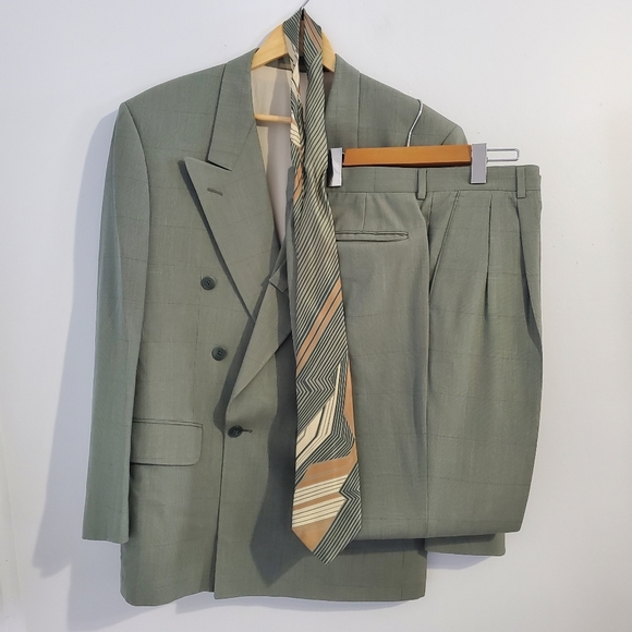 Other - Green Glen Suit Size 40R, 34"